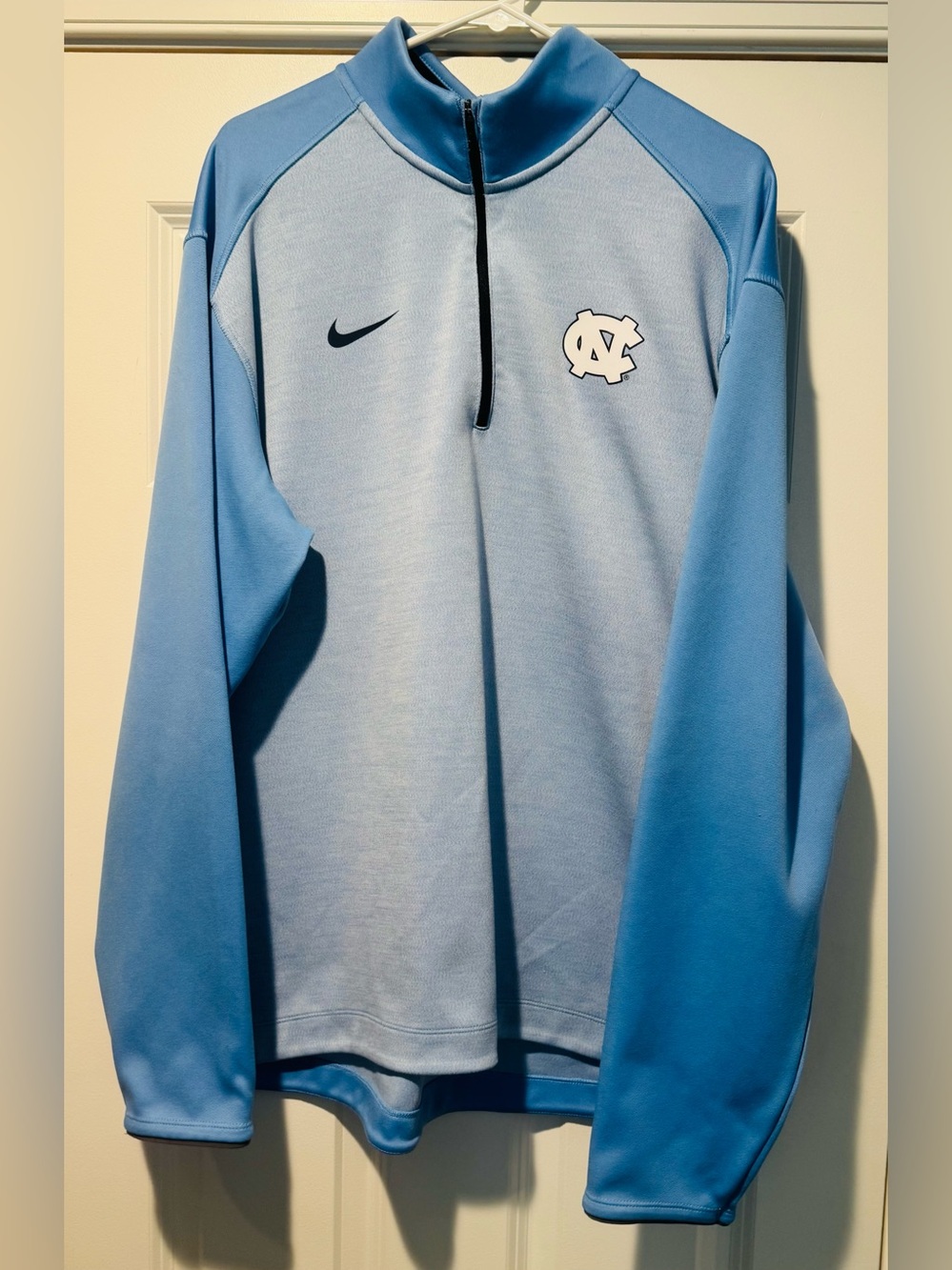 Nike Men’s Carolina Blue Quarter-Zip Dri-Fit Pullover